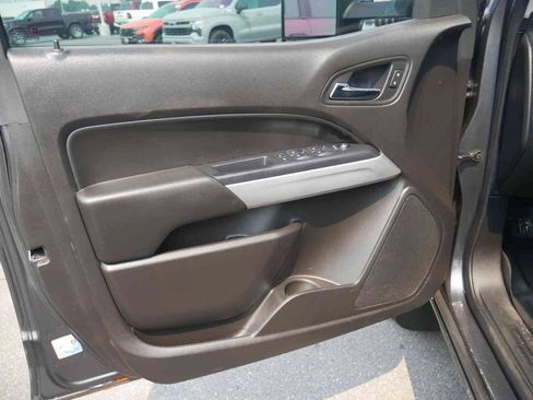 Used 2016 Chevrolet Colorado LT w/ LT Convenience Package AWD/4WD image 24