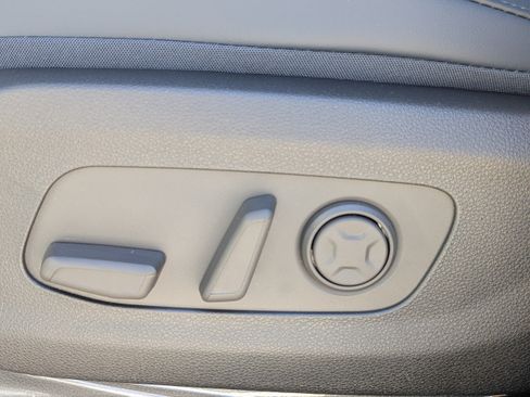 New 2026 Kia Carnival SX FWD image 28