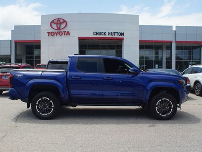 Used 2025 Toyota Tacoma TRD Sport w/ TRD Sport Premium Package