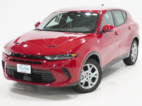 Used 2024 Dodge Hornet R/T image 2