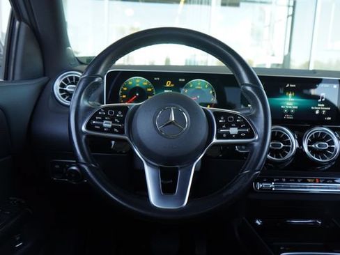 Used 2021 Mercedes-Benz GLA 250 image 19