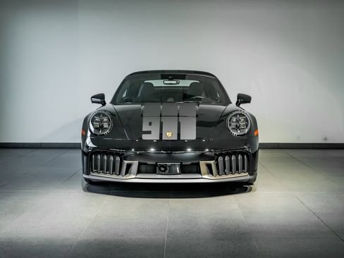 Used 2026 Porsche 911 Carrera GTS image 10