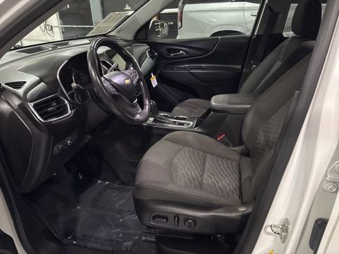 Used 2019 Chevrolet Equinox LT image 6