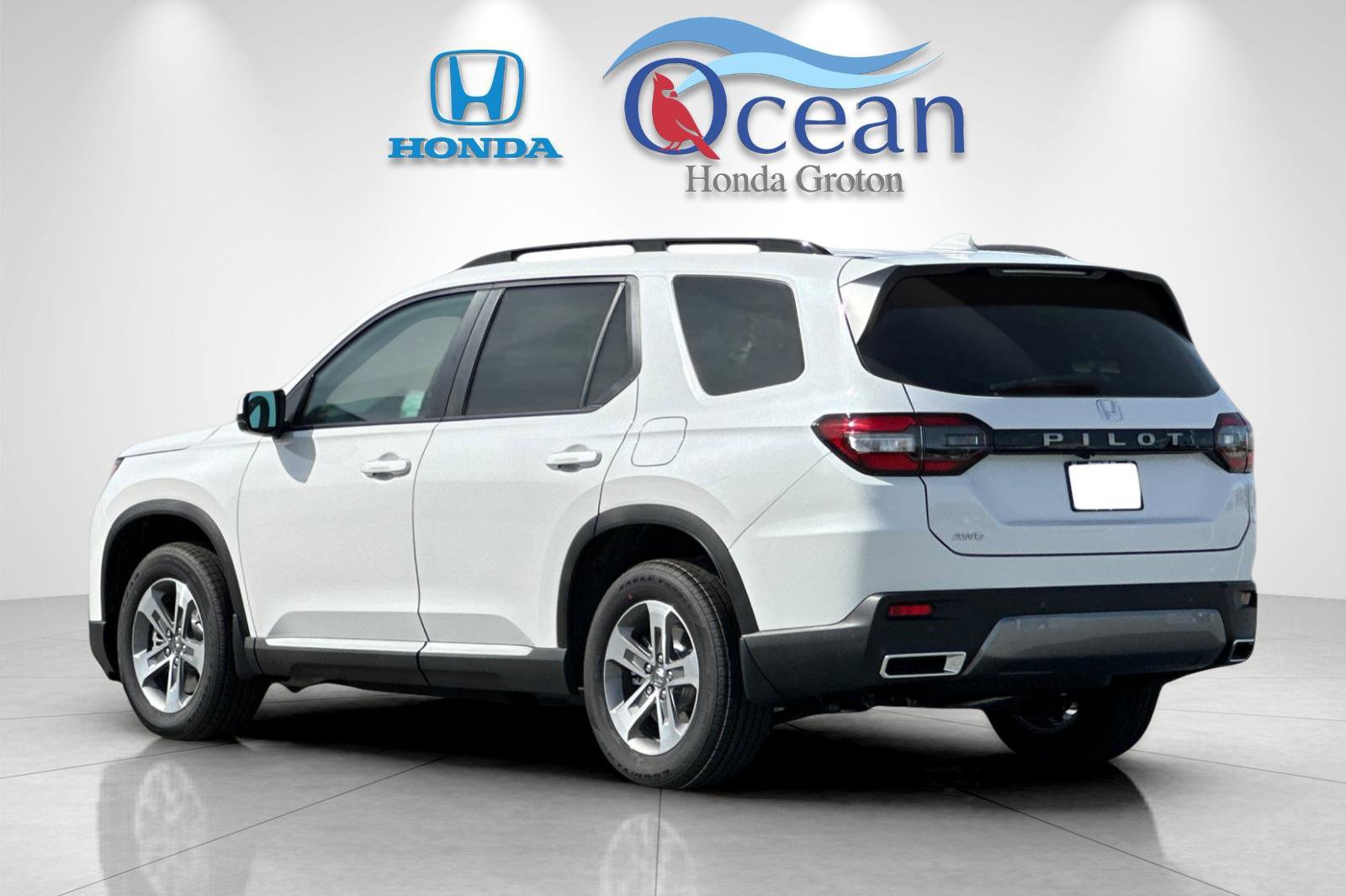 New 2026 Honda Pilot EX-L image 3