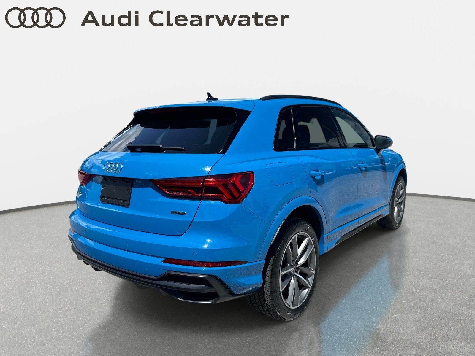Used 2021 Audi Q3 2.0T Premium AWD/4WD image 4