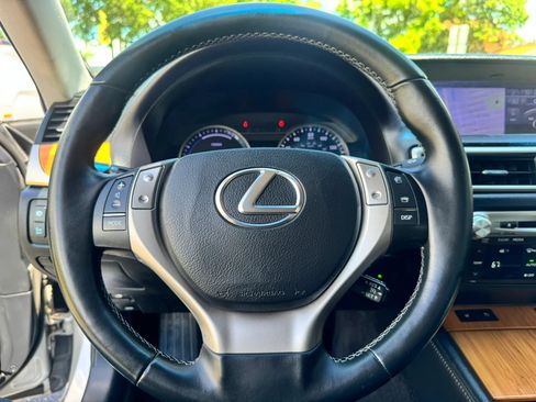 Used 2013 Lexus GS 450h RWD image 40