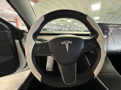 Used 2019 Tesla Model 3 Long Range RWD image 28