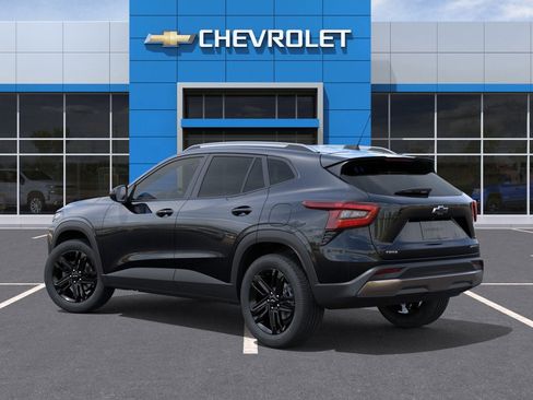 New 2025 Chevrolet Trax ACTIV w/ Sunroof Package image 37