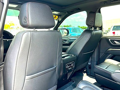 Used 2024 Chevrolet Tahoe RST w/ Luxury Package AWD/4WD image 18