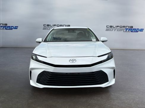 Used 2025 Toyota Camry LE FWD image 2