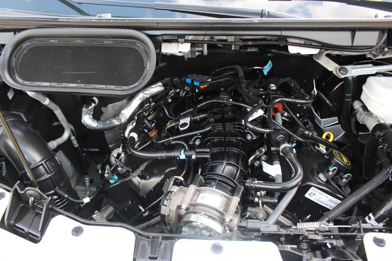 Used 2026 Ford Transit 350 XLT RWD image 37
