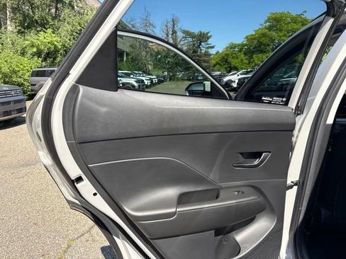 Used 2024 Hyundai Kona SEL AWD/4WD image 28