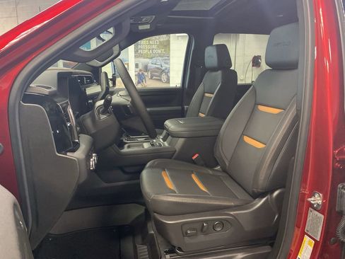 New 2025 GMC Sierra 3500 AT4 w/ AT4 Premium Plus Package image 10