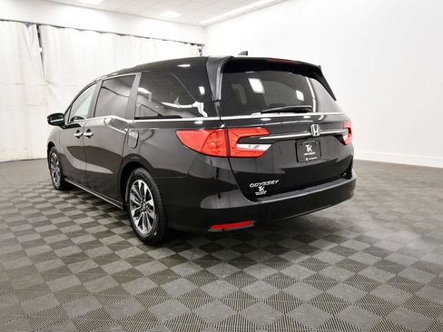 Certified 2024 Honda Odyssey EX-L image 5