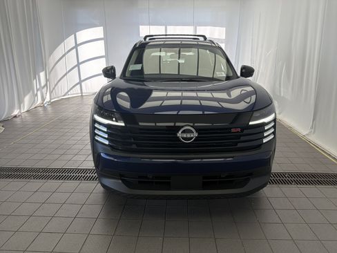 New 2026 Nissan Kicks SR w/ Cold Weather Package image 2