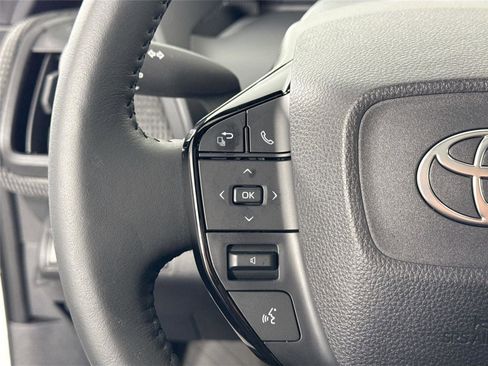 Used 2024 Toyota bZ4X XLE image 18