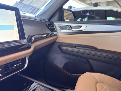 New 2026 Volkswagen Atlas Cross Sport SE image 22