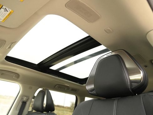 New 2025 INFINITI QX80 Sensory w/ Exterior Package image 12