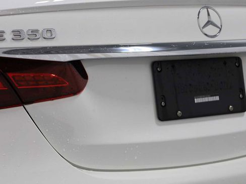 Used 2023 Mercedes-Benz E 350 4MATIC Sedan image 10