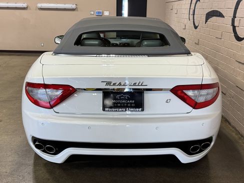 Used 2011 Maserati GranTurismo Convertible RWD image 10