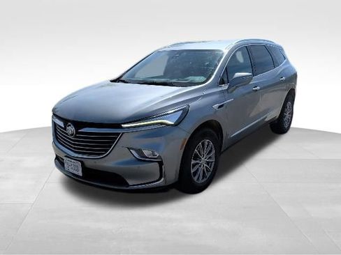 Used 2023 Buick Enclave Premium image 7