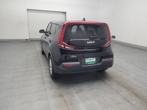 Used 2022 Kia Soul LX w/ Technology Package FWD image 5