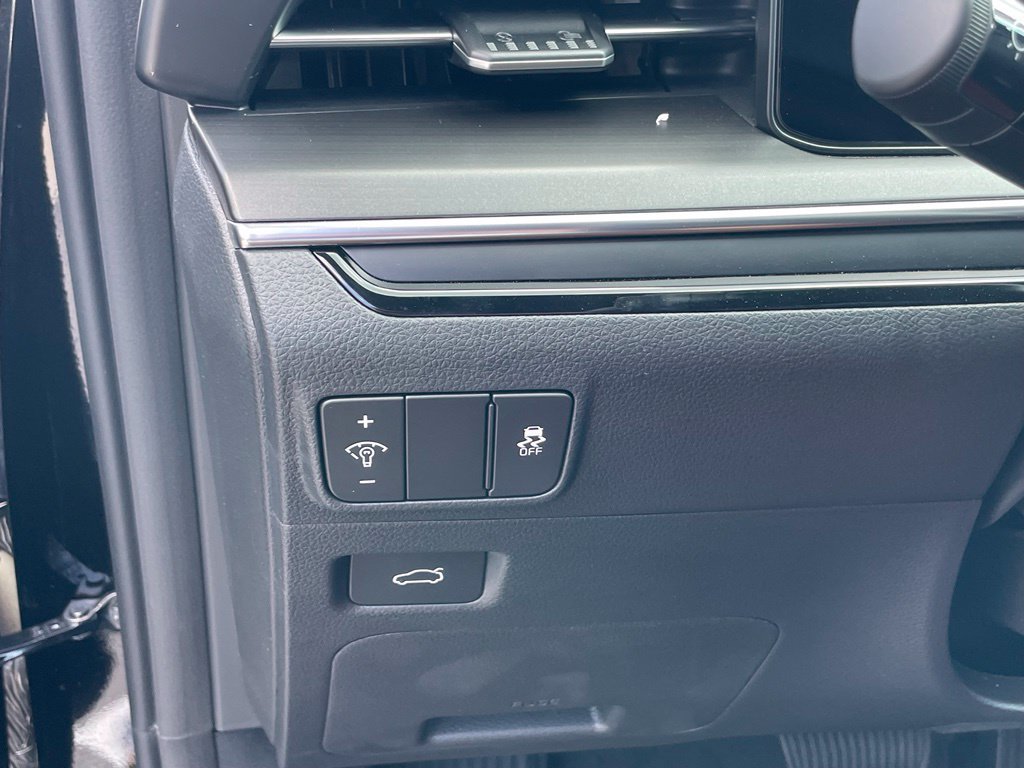 New 2026 Kia K5 GT-Line w/ GT-Line Red Interior Package FWD image 10