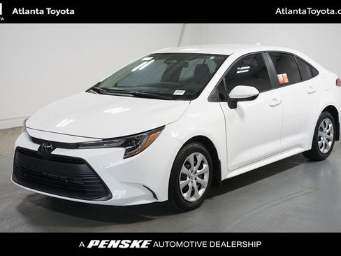 Used 2026 Toyota Corolla LE FWD image 1