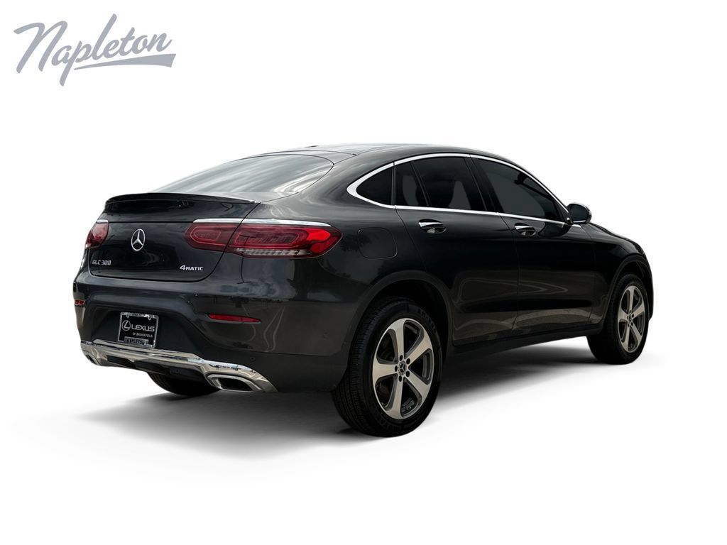 Used 2023 Mercedes-Benz GLC 300 4MATIC Coupe image 6