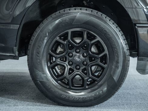 Used 2022 Ford F150 Lariat image 14