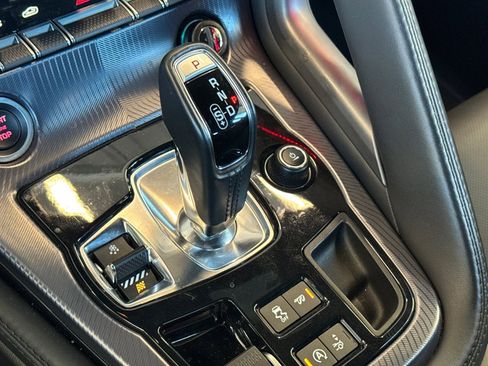 Used 2023 Jaguar F-TYPE R-Dynamic image 27