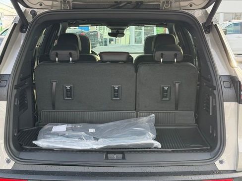 New 2026 Chevrolet Traverse Z71 w/ Enhanced Driving Package image 24