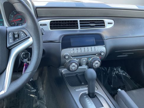 Used 2013 Chevrolet Camaro LS RWD image 13