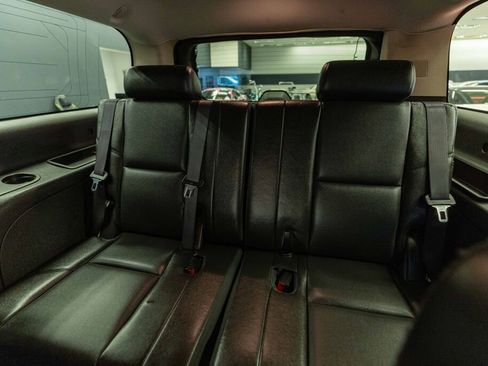 Used 2012 Chevrolet Suburban LTZ image 11