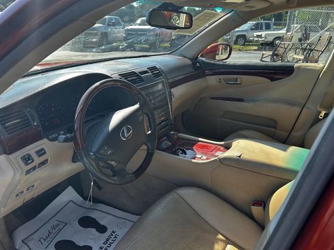 Used 2007 Lexus LS 460 RWD image 7