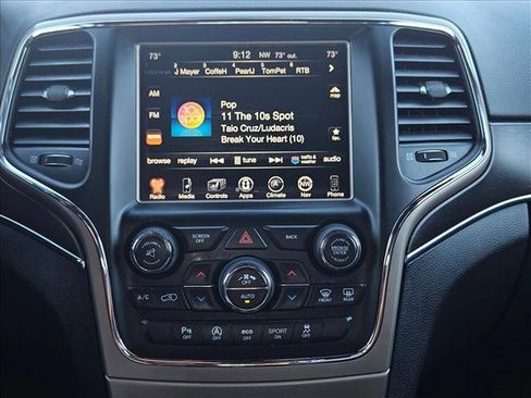 Used 2016 Jeep Grand Cherokee Limited image 15