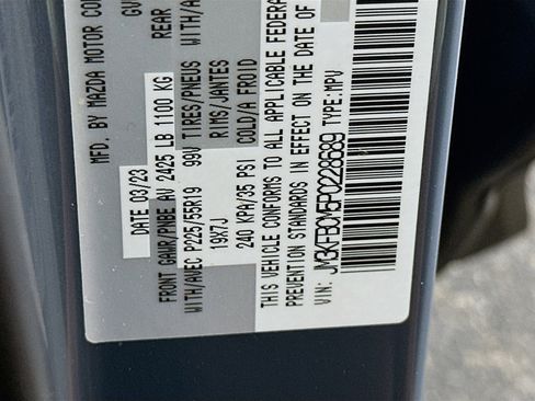 Used 2023 MAZDA CX-5 Carbon Edition image 12