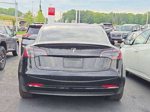 Used 2019 Tesla Model 3 RWD image 3