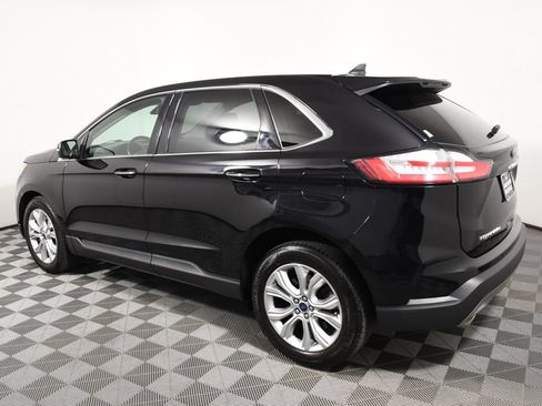 Used 2022 Ford Edge Titanium w/ Equipment Group 301A AWD/4WD image 3
