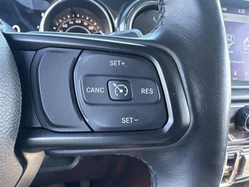 Used 2022 Jeep Wrangler Unlimited Sport AWD/4WD image 10