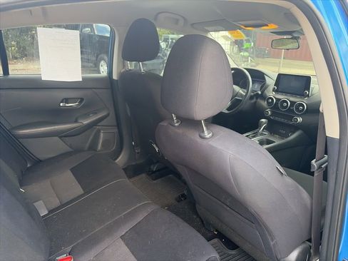 Used 2020 Nissan Sentra SV w/ Trunk Package image 11