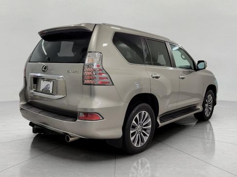 Used 2021 Lexus GX 460 Luxury w/ Accessory Package image 22