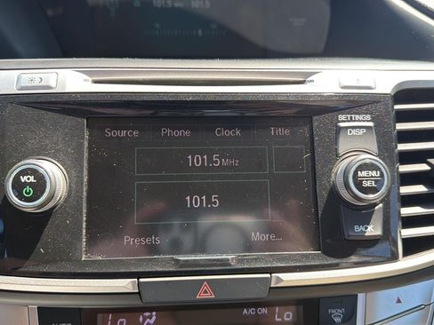 Used 2015 Honda Accord EX-L image 19