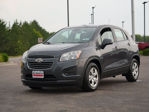Used 2016 Chevrolet Trax LS FWD image 7