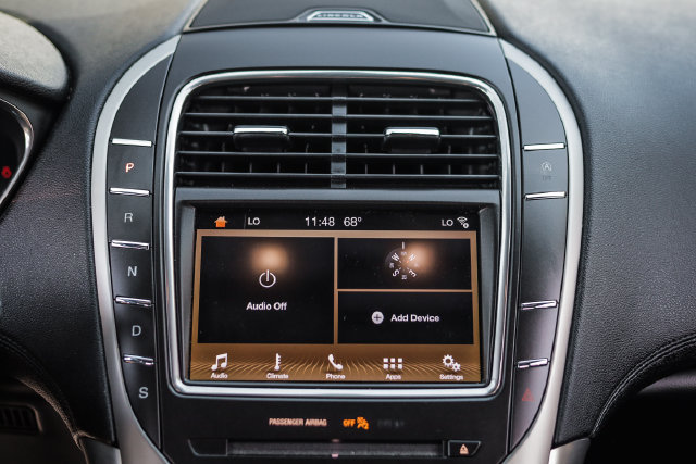 Used 2019 Lincoln Nautilus Premier AWD/4WD image 33