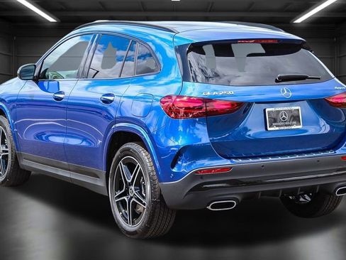 Used 2024 Mercedes-Benz GLA 250 4MATIC image 5