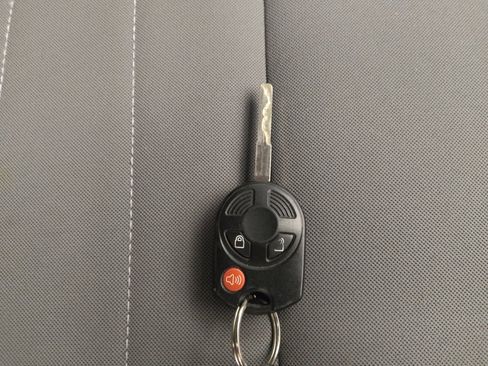 Used 2014 Ford Escape SE FWD image 32