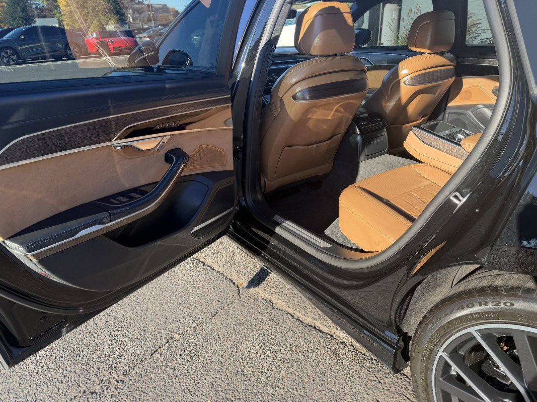 Used 2021 Audi A8 L 4.0T w/ Luxury Package AWD/4WD image 18