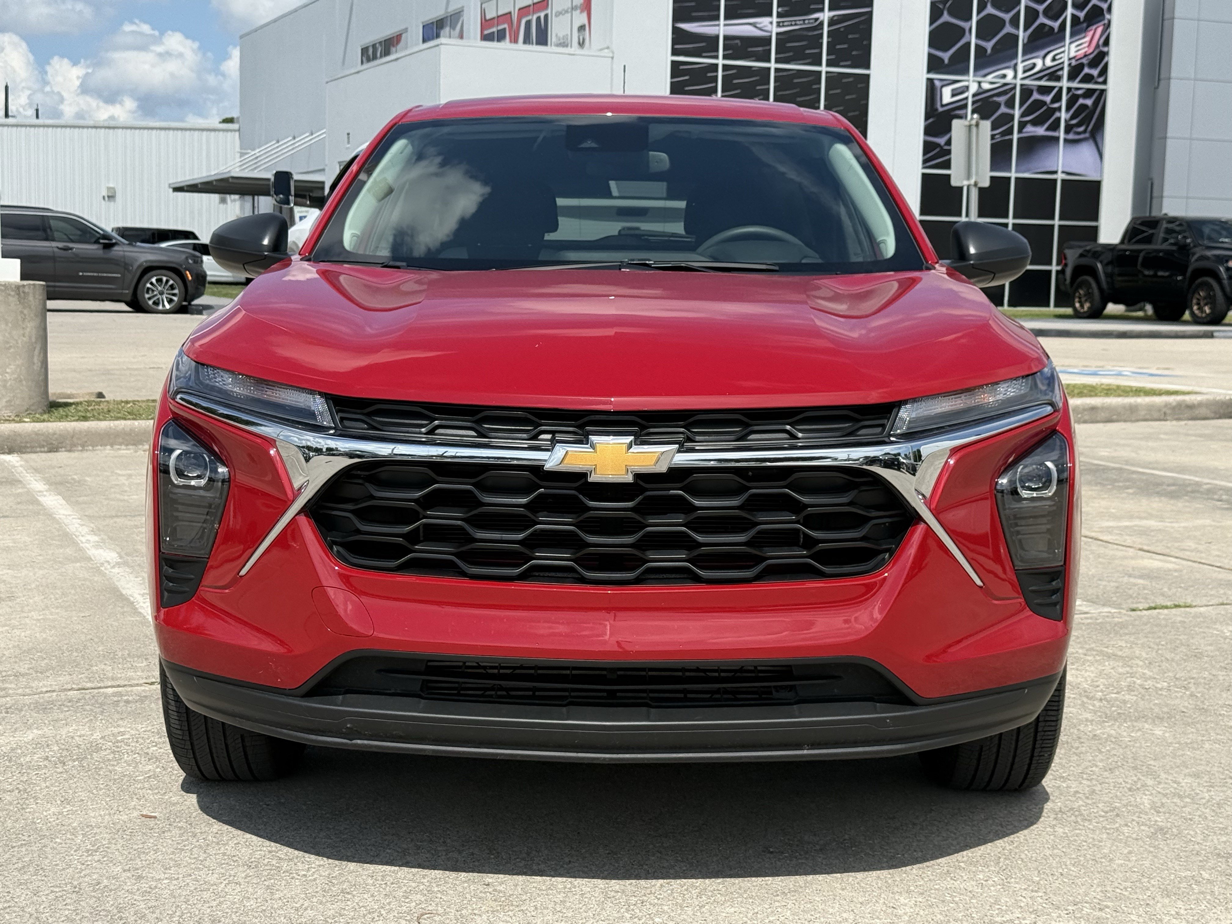 Used 2026 Chevrolet Trax LS FWD image 11