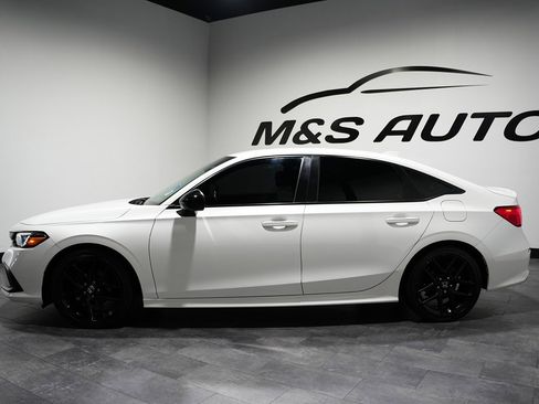 Used 2023 Honda Civic Sport image 7